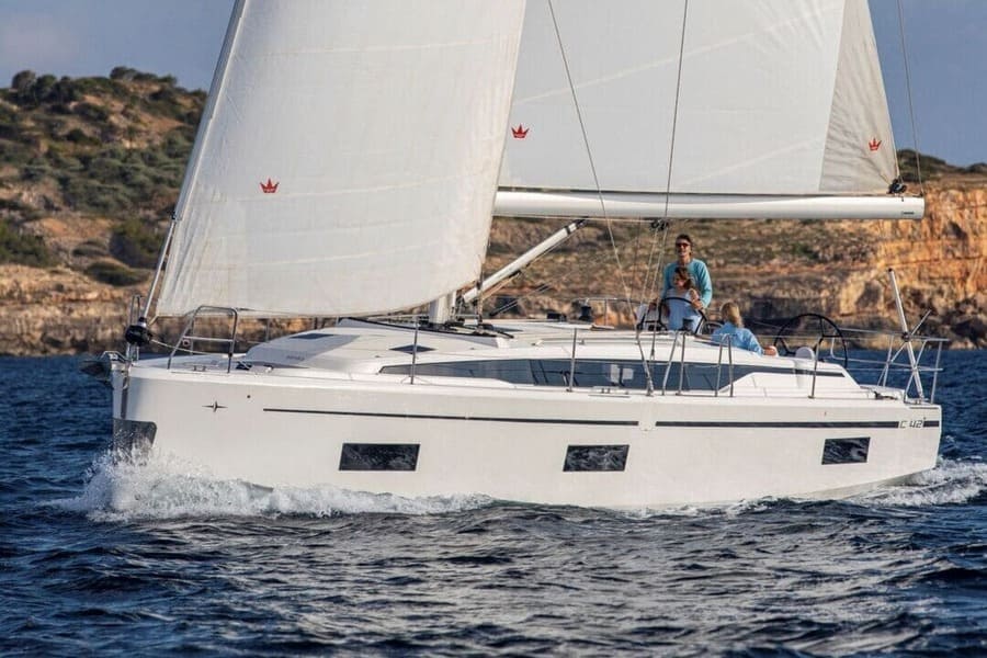 Bavaria C42