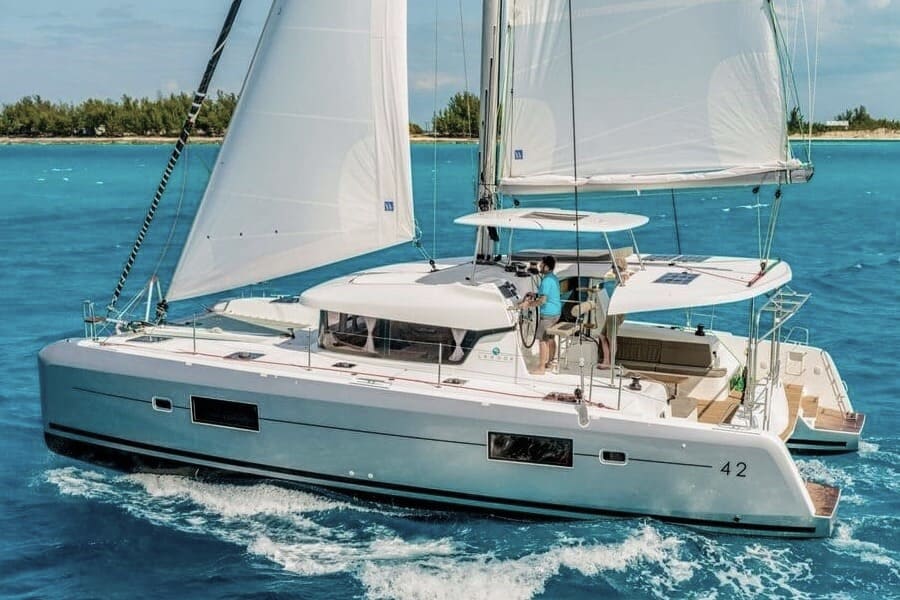 Lagoon 42